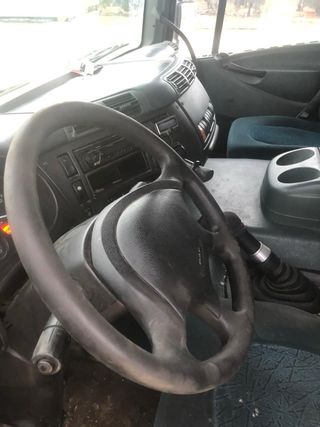 Camión DAF CF 310CV