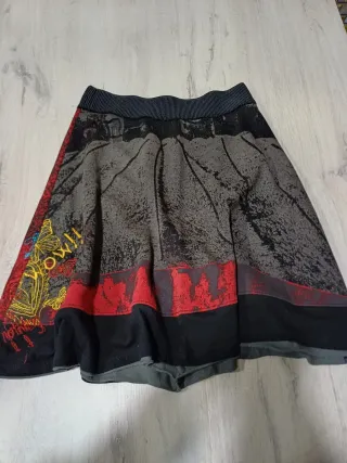 Falda Desigual Estampada