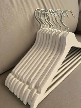 Perchas IKEA madera blanca - Pack 15 - Impecables