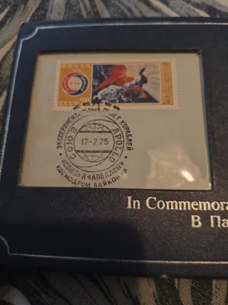 Moneda plata y sellos Apollo-Soyuz 1975