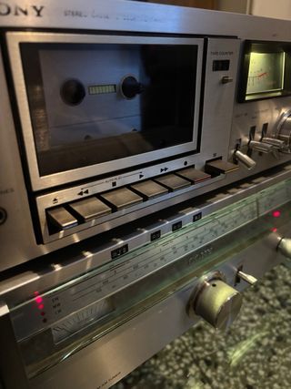 Sony:  cassett y sintonizator