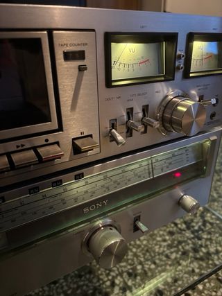 Sony:  cassett y sintonizator
