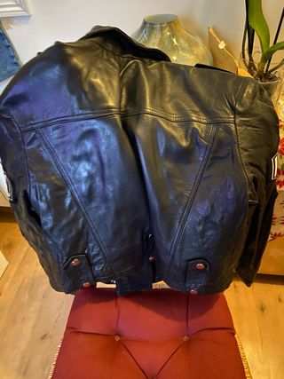 Chaqueta de Piel Negra y Plateada  vintage