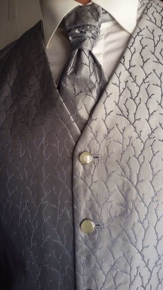 Traje de Novio Gris 3 Piezas Talla XXL