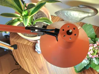 Lámpara flexo vintage naranja años 70