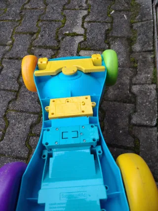 Macchinina primi passi Playgo