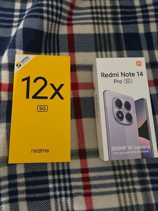 2 telefoni in vendita: realme 12x e xiaomi redmi note 14 pro 5G