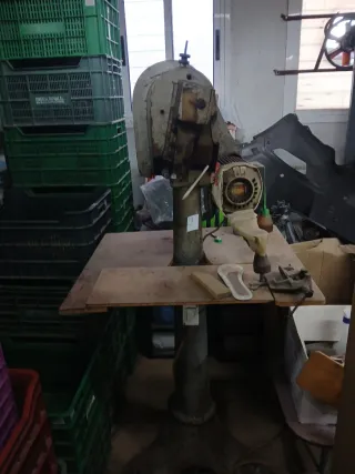 Máquina para doblar enfranques