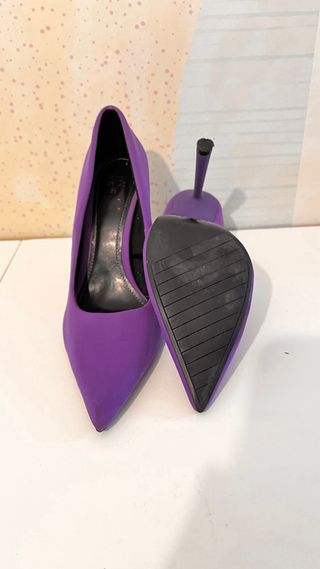Zapatos tacón Zara lila poco uso