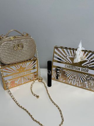 Bolso Fiesta Dior Dorado + Lote Cosmética