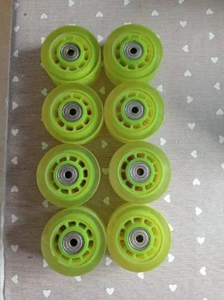 8 Ruedas Helium 64d para patines