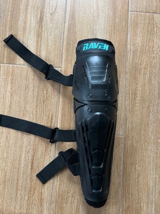 Rodilleras Raven Pileup