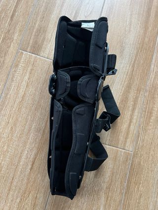 Rodilleras Raven Pileup