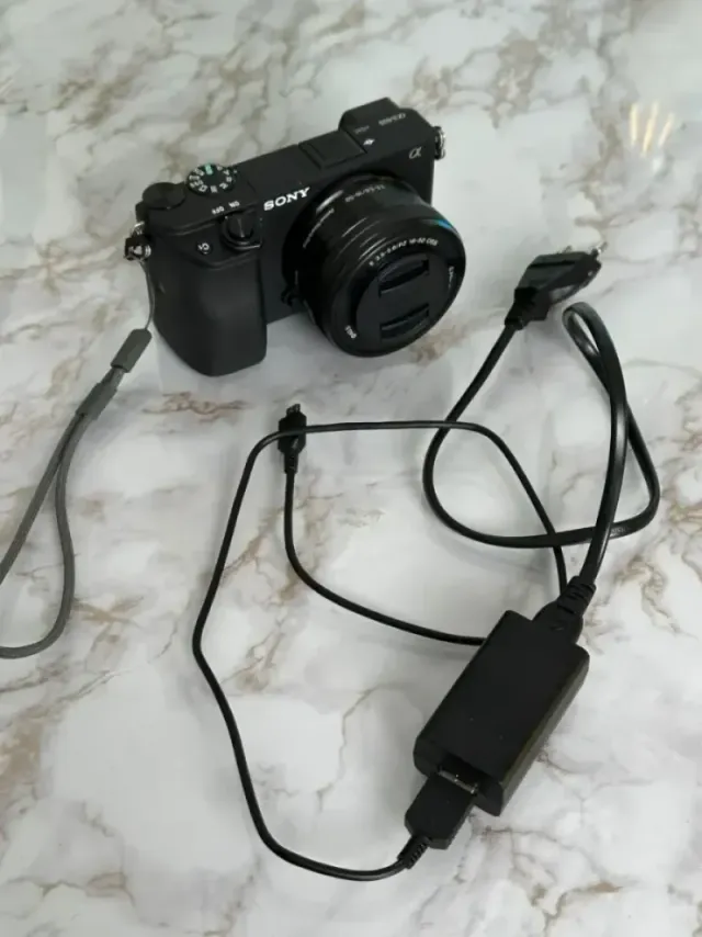 Sony A6400 + Obiettivo