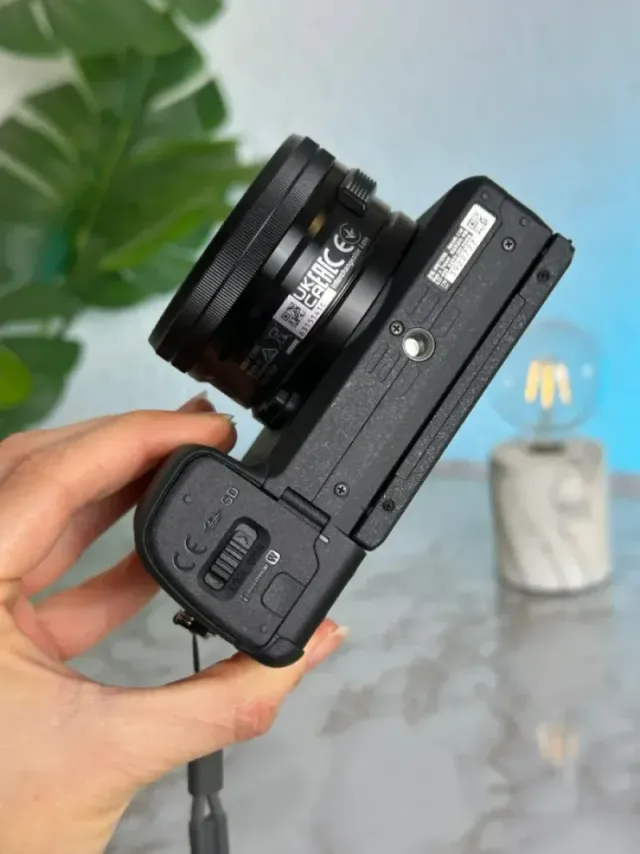 Sony A6400 + Obiettivo