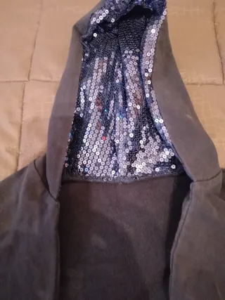 Cardigan donna con cappuccio e strass