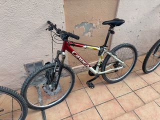 Bicicleta Montaña Orbea Roja y Blanca