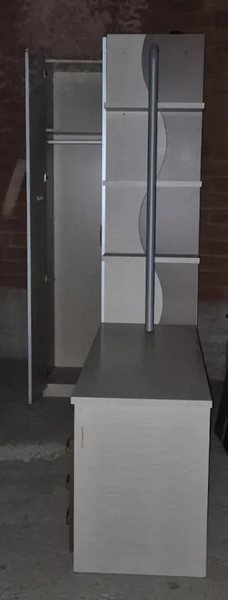 Armario esquinero juvenil madera