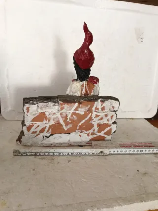 Statuina Pulcinella in terracotta