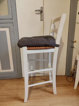 Isla mesa cocina y 2 sillas taburete