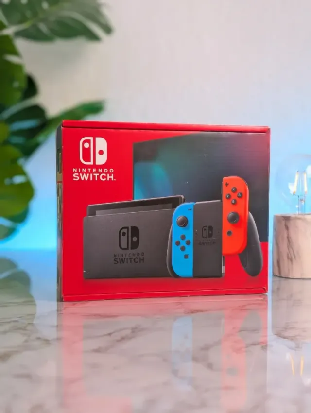 (SENZA APRIRE) Nintendo Switch V2 con garanzia