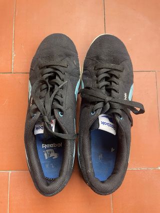 Deportivas Reebok Negras y Azules
