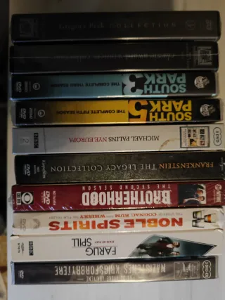 Lote DVDs Precintados: Guerra, Crimen, Series