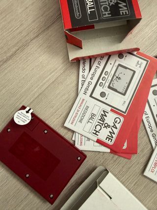 Game & Watch Ball (Club Nintendo 2015)