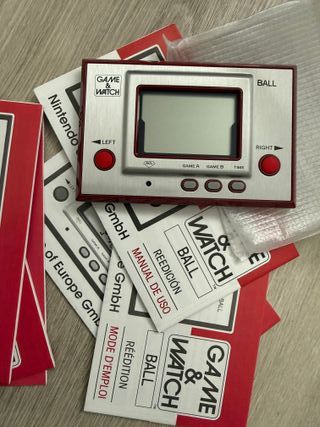 Game & Watch Ball (Club Nintendo 2015)