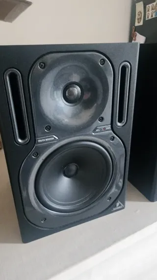 Behringer Truth B2030A – 1°monitor attivo