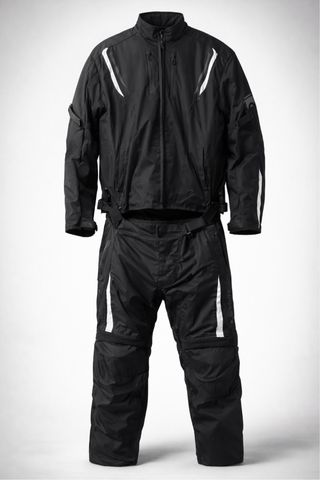 Conjunto Moto Negro con Detalles Blancos