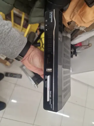 Techwood RS 785 CHB TDT SAT