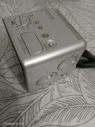 Radio Reloj Sony ICF-C10W Años 80