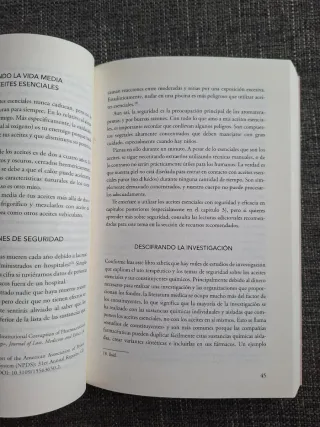 El poder curativo de los aceites esenciales (Sp...