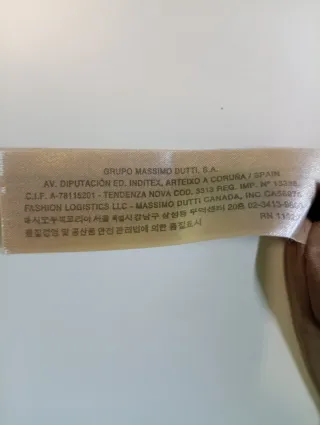 Vestido marrón con detalles