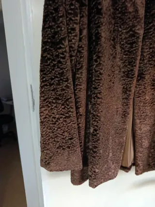 Chaqueta terciopelo-astracán marrón