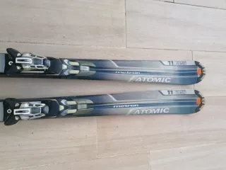 Esquís Atomic 164cm