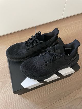 Zapatillas Adidas Ultraboost Negras talla 38 2/3