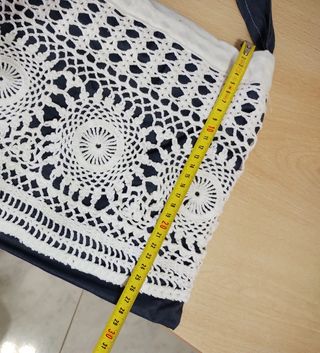 Borsa uncinetto bianca e blu