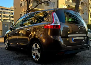 Renault Grand Scenic 2011
