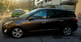 Renault Grand Scenic 2011
