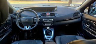 Renault Grand Scenic 2011