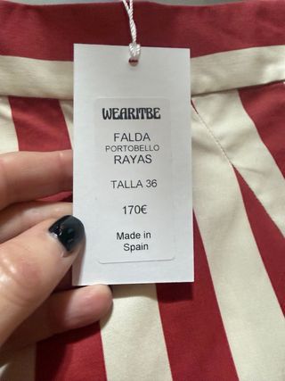 Falda Wearitbe sin estrenar, con etiqueta