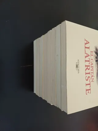 COLECCION COMPLETA CAPITAN ALATRISTE 8 LIBROS TODO
