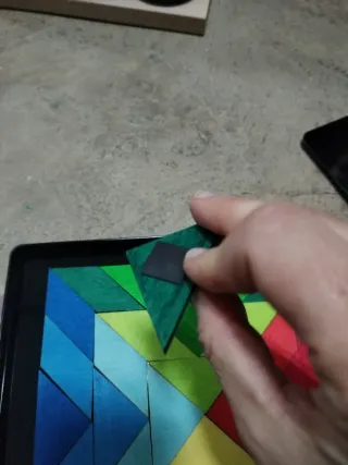 Puzzle madera Grimms imantado