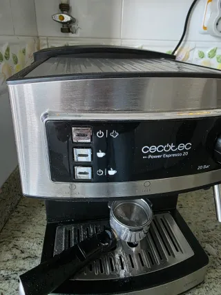 Cafetera Cecotec Expreso 20 Bar