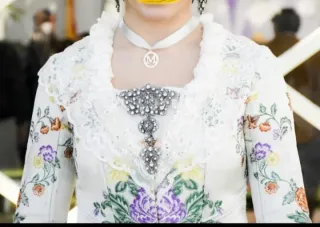 Traje de Fallera Multicolor y gris