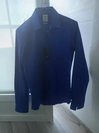 Camisa azul eléctrico manga larga hombre
