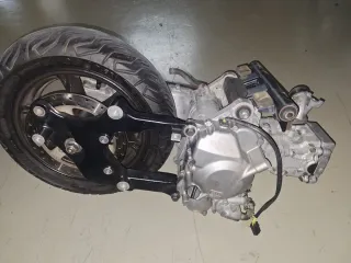 Motor Suzuki Burgman 125