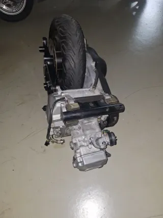 Motor Suzuki Burgman 125